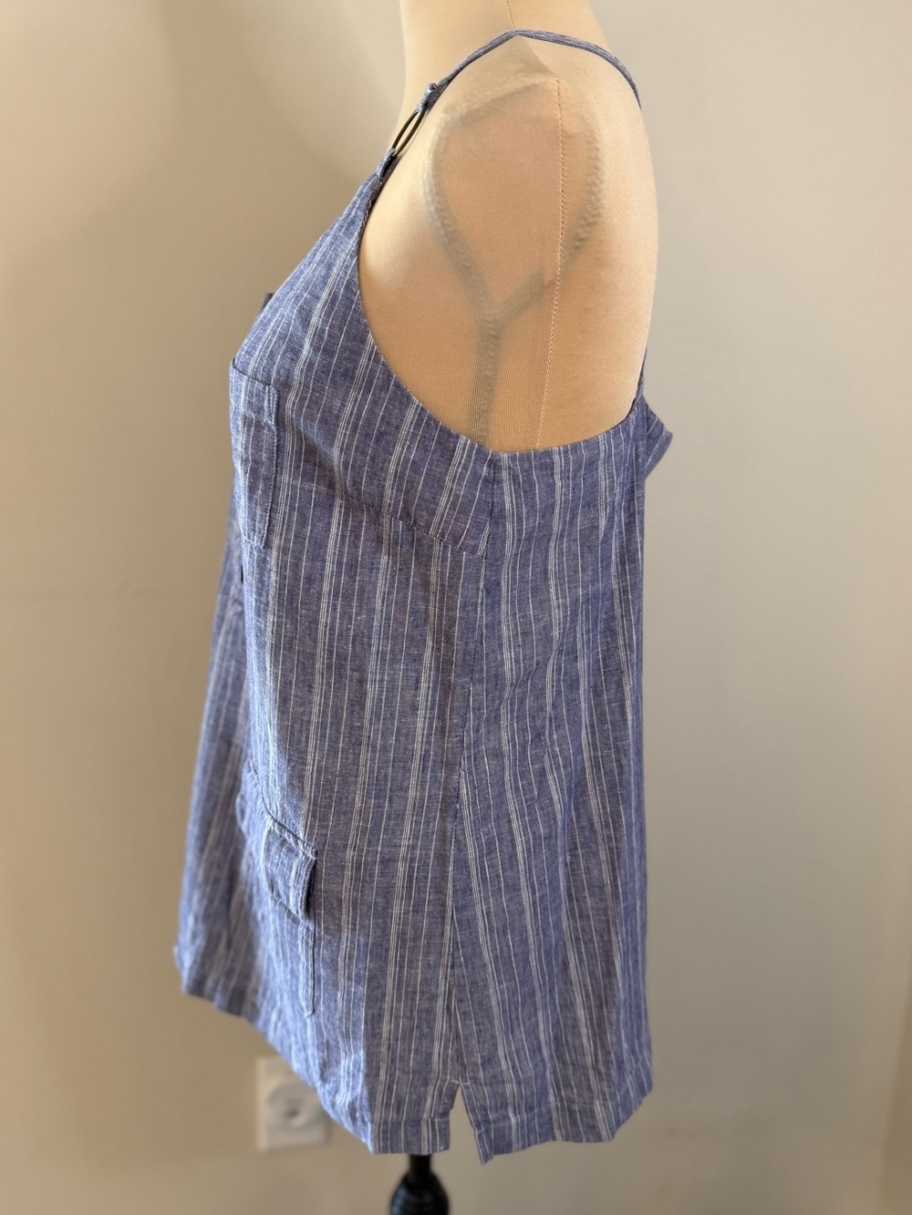 Banana Republic Heritage denim blue white stripe linen blend tank top SZ M - Picture 3 of 13